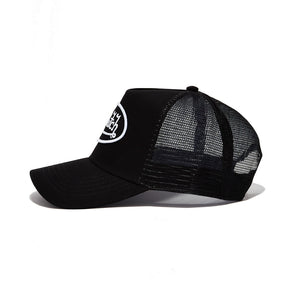 Von Dutch - Black & White Trucker - Clique Apparel